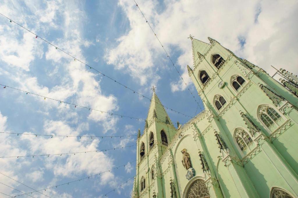 โรงแรมโซโก้ เอดซาคาลูกัน Caloocan ภายนอก รูปภาพ